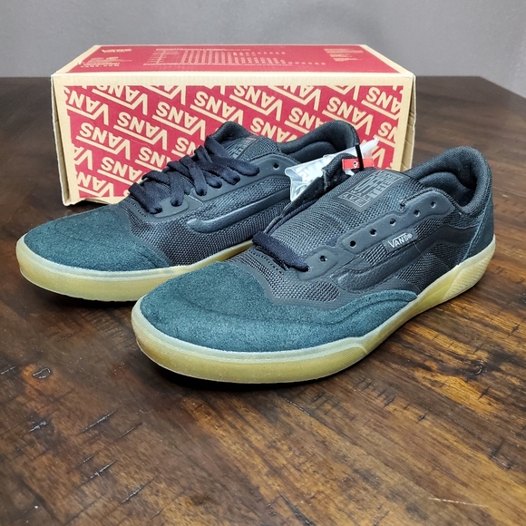 Vans Ave Pro Black/Gum Men Size 7, equivalent to Women Size 8.5 - Picture 3 of 11